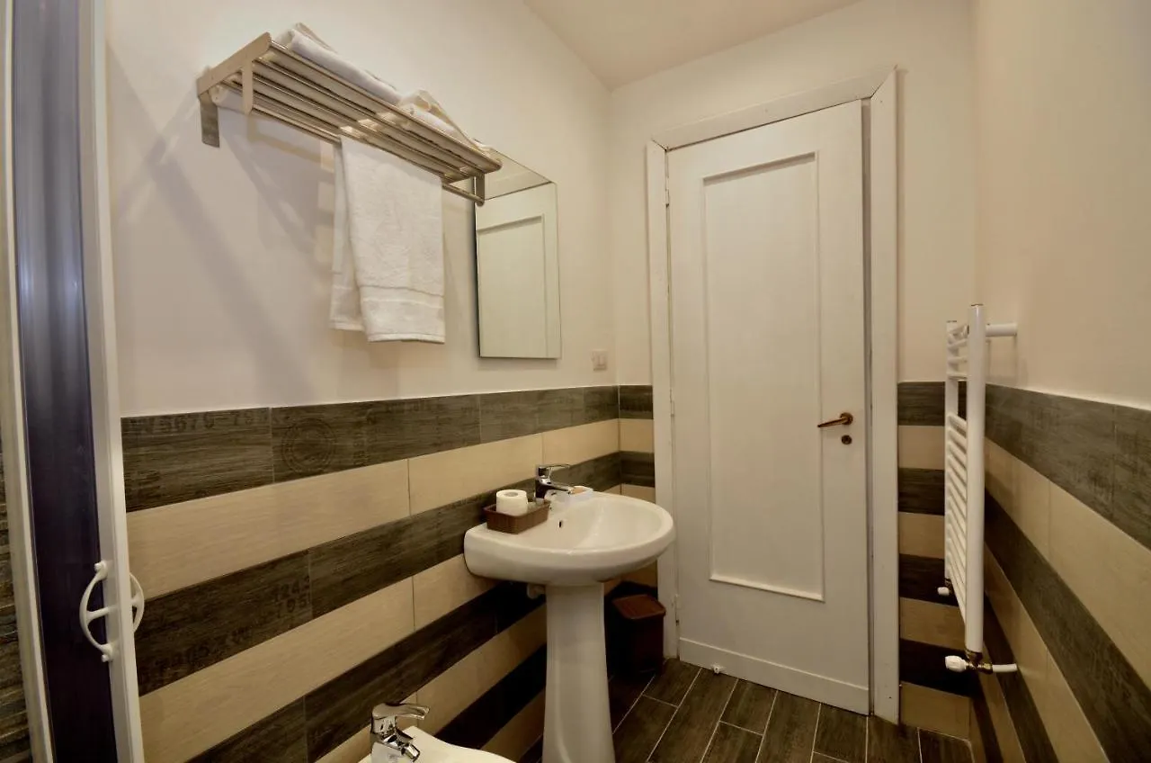 La Casa Del Moro - Al Politeama Bed & Breakfast Palermo Italy